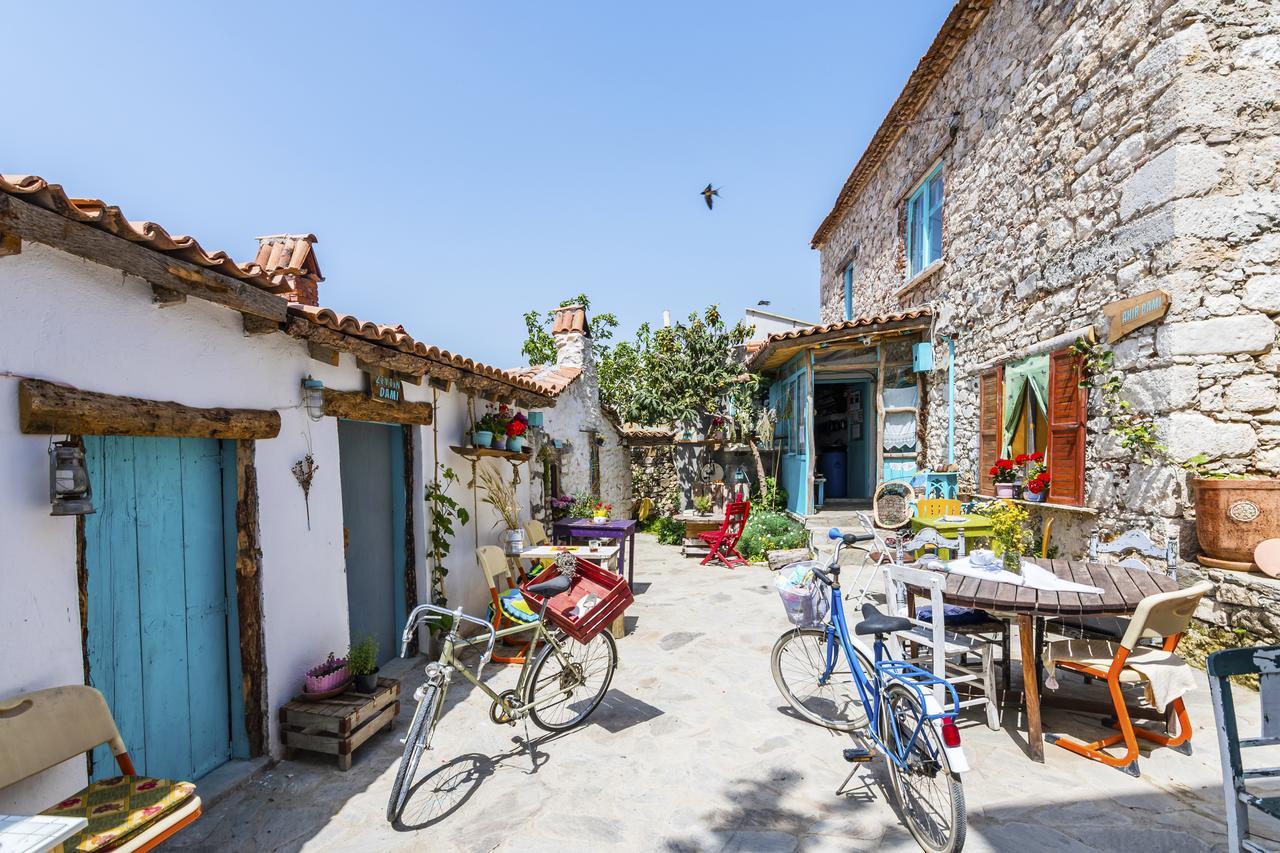 Hobbithousebademler Bed & Breakfast Urla Dış mekan fotoğraf