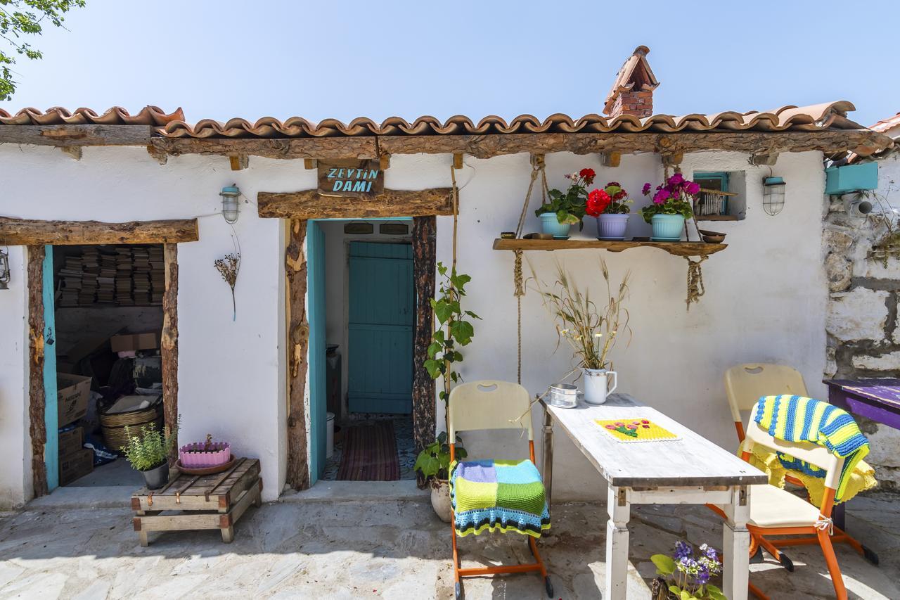 Hobbithousebademler Bed & Breakfast Urla Dış mekan fotoğraf